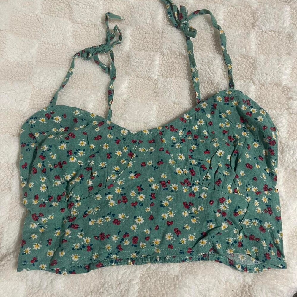 Melrose Place Green Floral Crop 9 B 04